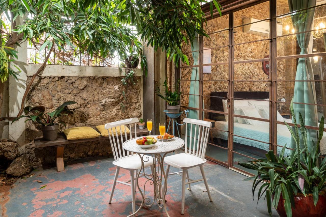 Trieste Neve Tzedek Boutique Suites Tel Aviv Exteriör bild
